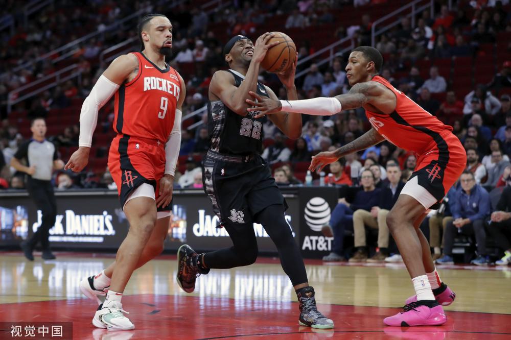 队采访中 队采访中