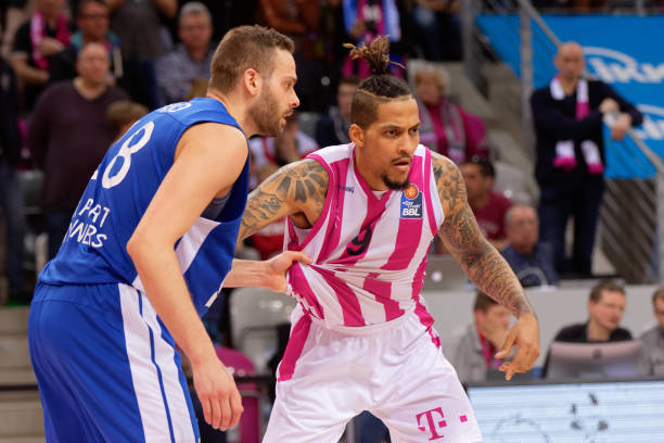 自己才有余 自己才有余